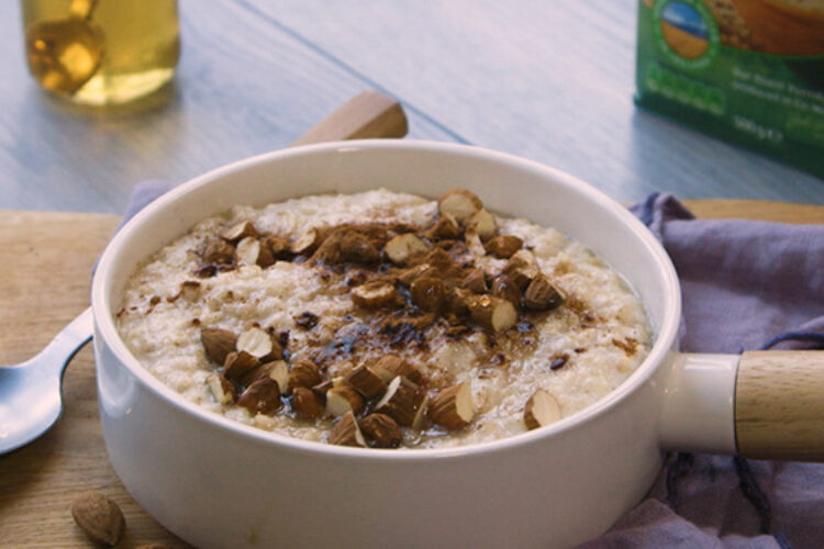 Flahavan's Recipes - Cinnamon Almond Porridge