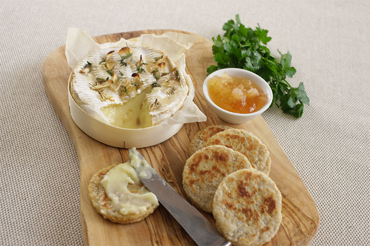 Flahavan's Recipe, Baked Camembert Glazed Oatcakes