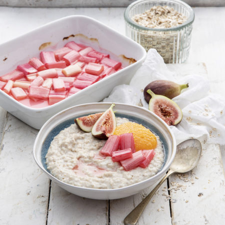 Rhubarb porridge