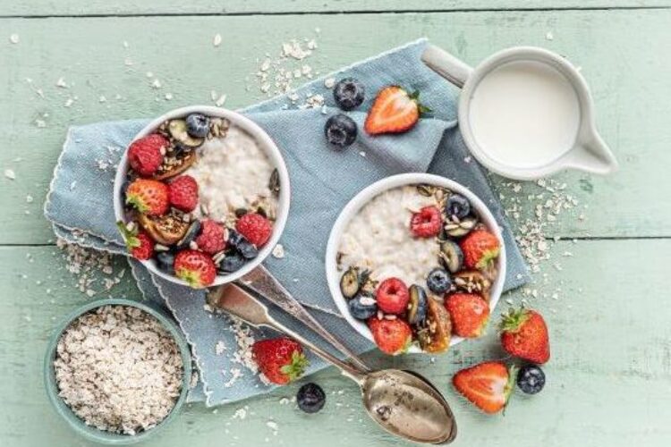 Sweet Berries & Seeds Porridge